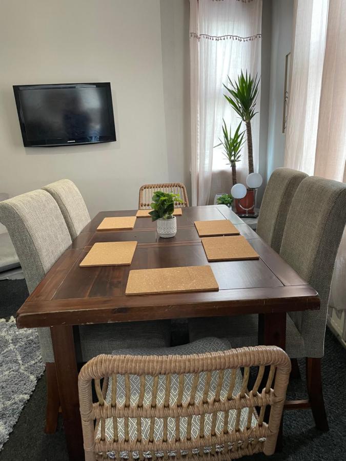 Perfect For Large Groups, Sleeps 15 Close To City Centre Sheffield Zewnętrze zdjęcie